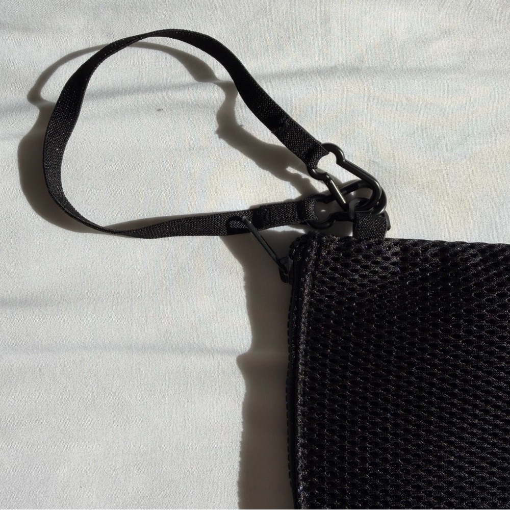 Dagne Dover Air Mesh Black Pouch Wristlet - Picture 4 of 12